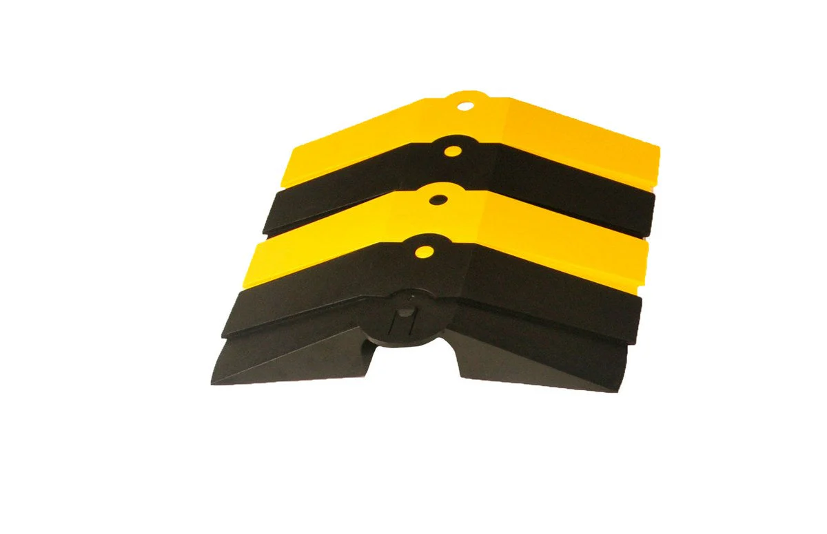 Vestil Sidewinder Cord Protector - Image 7